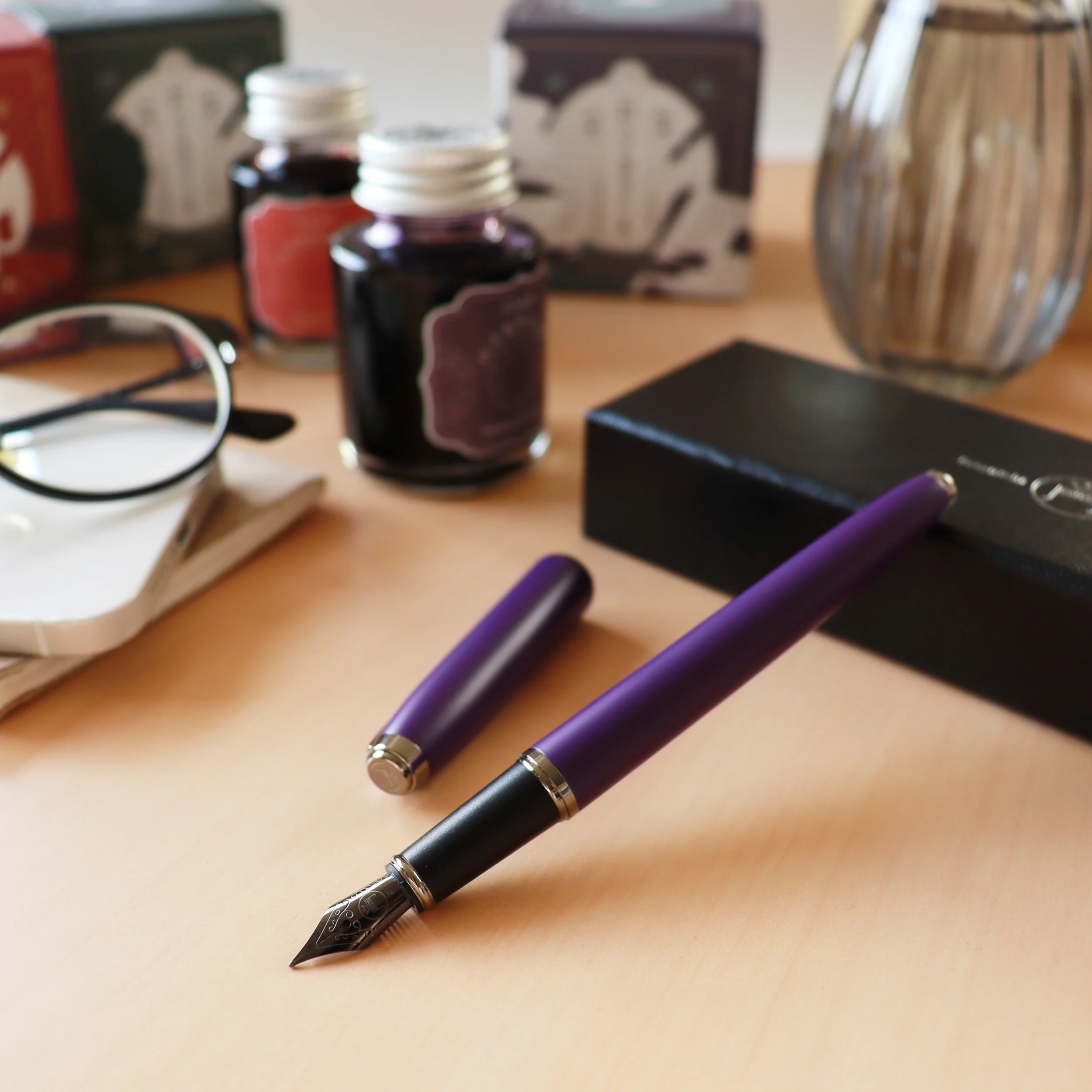 Guitar Fountain Pen - Purple - Image 3