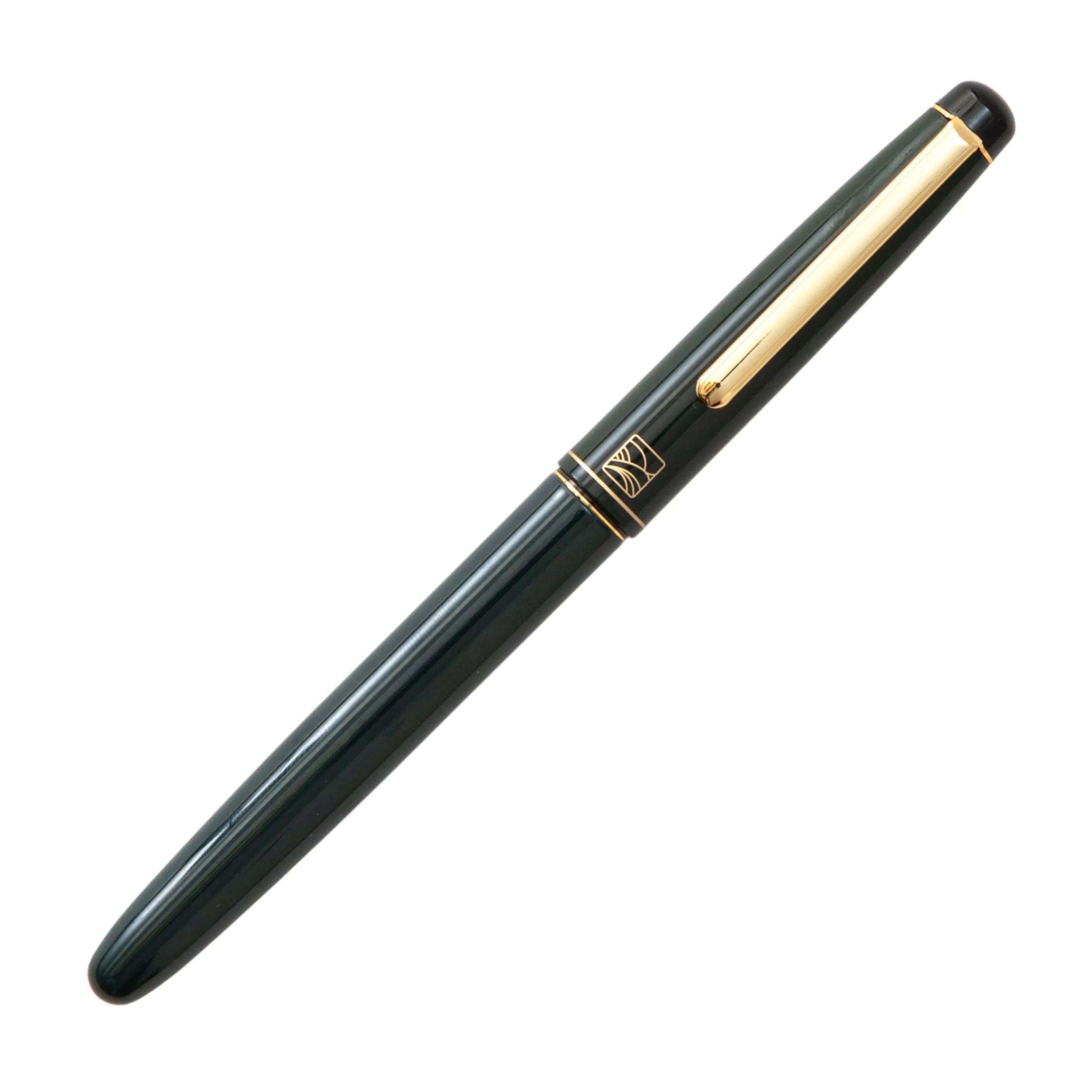 Kuretake Fountain Brush Pen - Lacquered Green (No. 85) - Image 4
