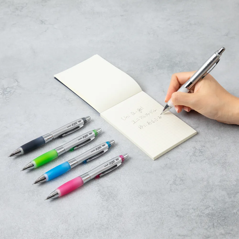 Uni alpha-gel Shaker Mechanical Pencil - Soft Grip - White - 0.5mm - Image 5